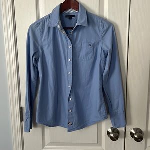 Tommy Hilfiger Women’s Blue Oxford Shirt - Size Small